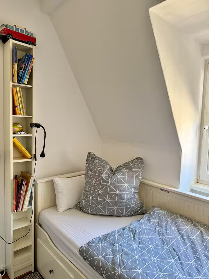 Schlafzimmer 1 Ansicht 2